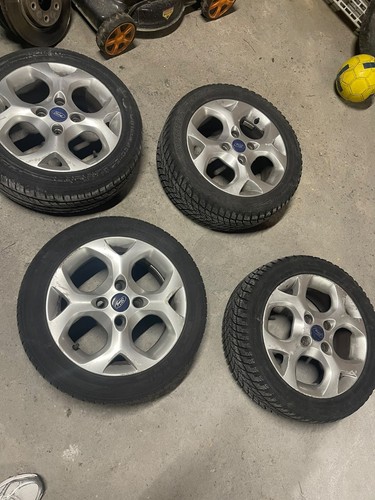 Cerchi lega gomme 15 ford - cerchi,